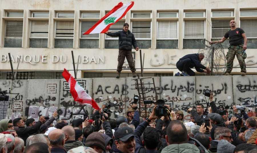 نداء من العسكريين المتقاعدين: كونوا جاهزين للتحرك