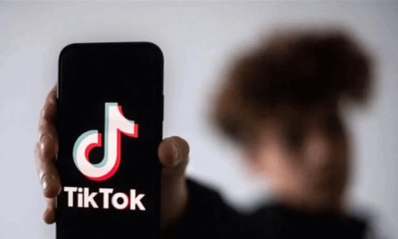 تريندات الموت... الـ "TikTok" يفتك بأرواح أطفالنا