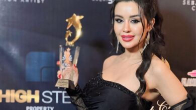 الممثلة السورية لبنى مصطفى تحصد جائزة الابداع والتميز بين كبار النجوم