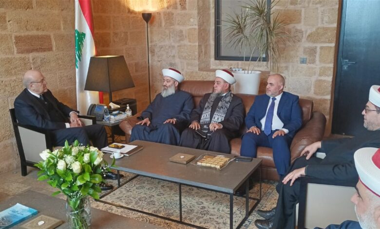 ميقاتي أجرى سلسلة لقاءات في دارته في طرابلس.. وتوضيح بشأن موضوع ترتيبات وقف إطلاق النار