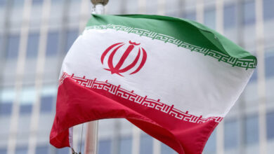 ايران: نتمسك بـ"امتلاك دورة وقود نووي كاملة"
