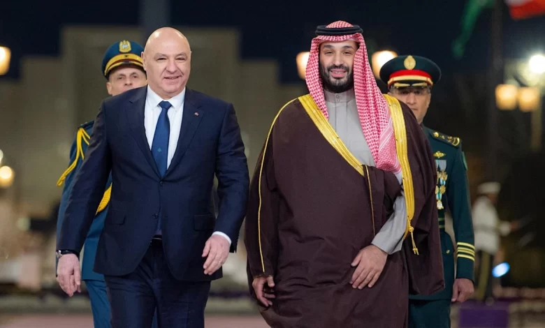 «الكنز» السعودي الموعود: مشاريع بـ«الملاليم»