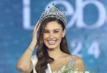 تحية عربية من ندى كوسا ومتسابقات ملكة جمال العالم