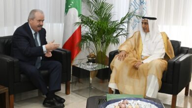 المشاريع الاستثمارية و التمويلية ودعم الاستقرار الأمني على طاولة وزير المال