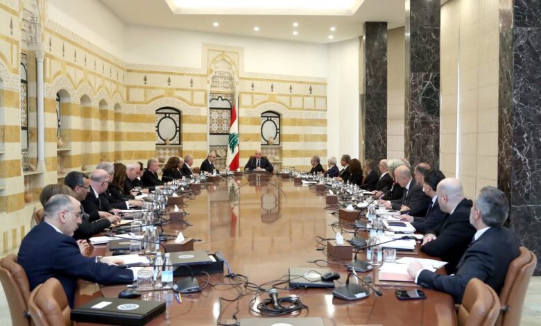 مجلس الوزراء اقر مشروع قانون استقلالية القضاء ووافق على توصية المجلس الأعلى للدفاع بتحذير"حماس" ومنح متضرري العدوان الاسرائيلي بعض الإعفاءات من الضرائب
