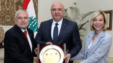 عون راعيا إطلاق الحملة المالية للصليب الأحمر: إسمحوا لي ان اقدم لكم معاشي دعما لكم