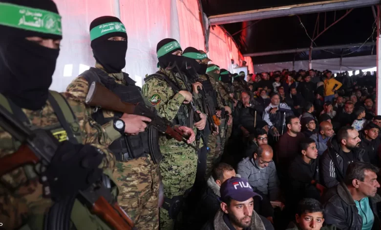 عباس إلى بيروت في 21 أيار للحوار... والدولة تحذّر "حماس" من اللعب بالنار