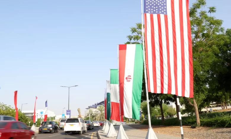 عمان تعلن تأجيل محادثات أميركا وإيران لـ "أسباب لوجستية"